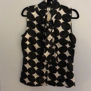 Silk, tie-front button down top.